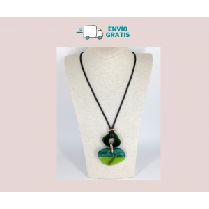 Comercio do Morrazo - Collar largo resinas verde.