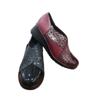 Comercio do Morrazo - Zapato de cuña punta charol