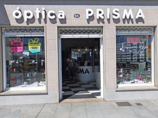 ÓPTICA PRISMA CANGAS, S.L.