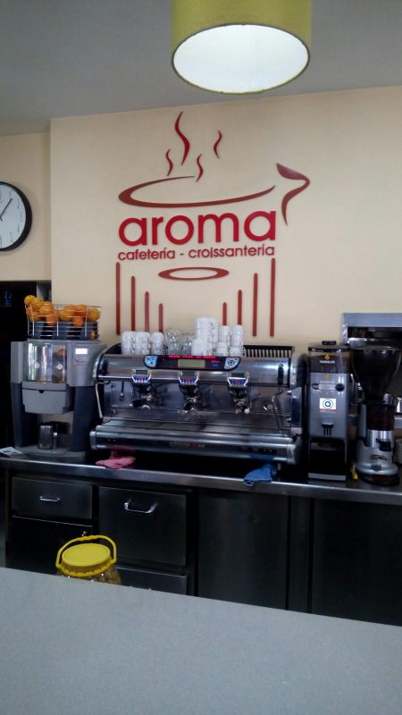 Logotipo Cafetería Croissantería Aroma Logotipo Cafetería Croissantería Aroma