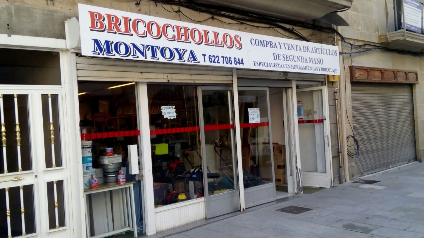 Logotipo Bricochollos Montoya Logotipo Bricochollos Montoya